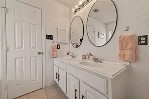 4146 Mt Everest Way, Katy, TX 77449 - Photo 12