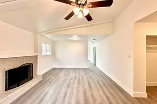 13754 Shirebrook Dr, Sugar Land, TX 77498 - Photo 4