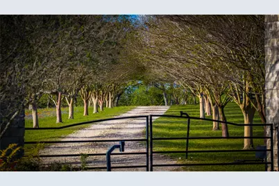 5701 Bovista Road, Navasota, TX 77868 - Photo 10
