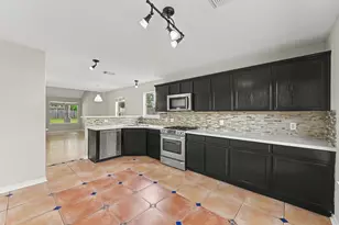 3215 Lantern Bay Ln, Katy, TX 77449 - Photo 10