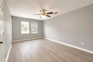 3309 Tangerine St, Houston, TX 77051 - Photo 4