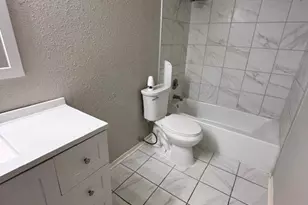 14550 Fonmeadow Dr, Houston, TX 77035 - Photo 12