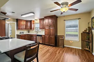 203 Fm 565 S, Baytown, TX 77523 - Photo 14