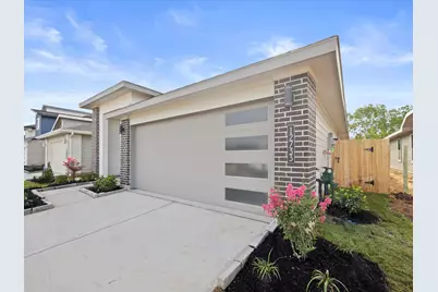 12733 Ermine St, Houston, TX 77047 - Photo 2