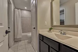 155 West Wading Pond Circle, Tomball, TX 77375 - Photo 40