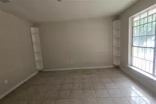 4502 Charriton Dr, Houston, TX 77039 - Photo 2