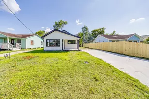 1106 11th St, Galena Park, TX 77547 - Photo 2