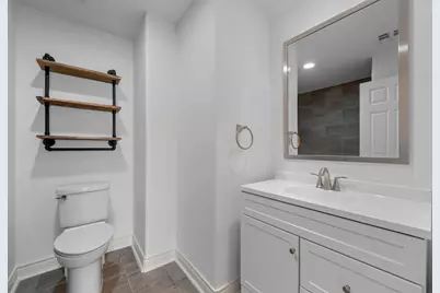 3219 N Pemberton Circle Drive, Houston, TX 77025 - Photo 14