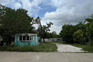 11049 Ell Rd, Houston, TX 77093 - Photo 1