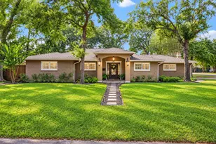 9402 Crispin Ln, Houston, TX 77080 - Photo 1