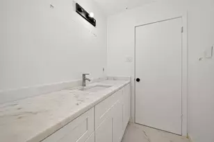 215 Crest Hill Dr, Conroe, TX 77301 - Photo 22