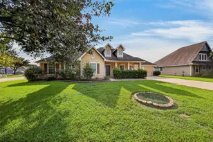 22414 Rumbling Creek Ln, Tomball, TX 77375 - Photo 1