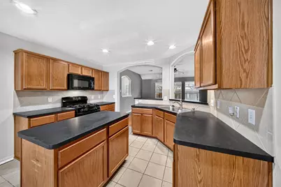 22414 Rumbling Creek Lane, Tomball, TX 77375 - Photo 8