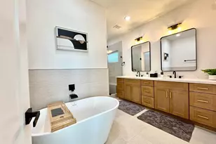 2706 Cochran St, Houston, TX 77009 - Photo 6