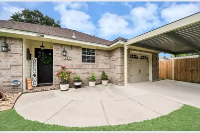 702 Ruth Street, Baytown, TX 77520 - Photo 2