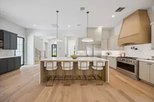 938 Gardenia Dr, Houston, TX 77018 - Photo 6