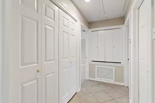 1042 Augusta Dr, Houston, TX 77057 - Photo 12