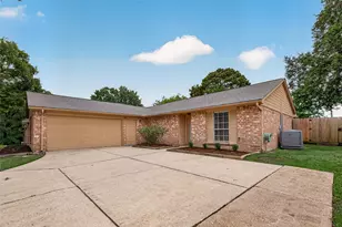 14223 Bateau Dr, Cypress, TX 77429 - Photo 4