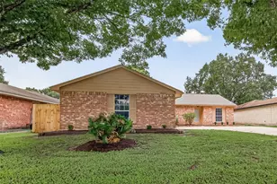 14223 Bateau Dr, Cypress, TX 77429 - Photo 2