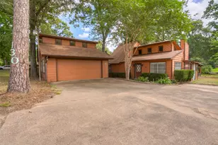 130 S Oak Bluff Dr, Trinity, TX 75862 - Photo 2