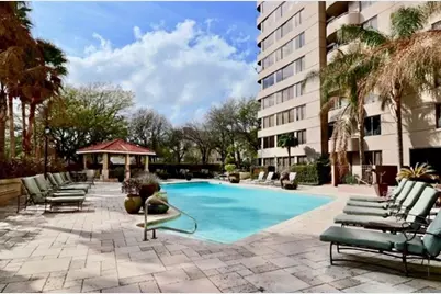 3525 Sage Road #411, Houston, TX 77056 - Photo 2