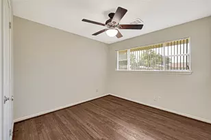 12738 Eastbrook Dr, Houston, TX 77013 - Photo 12