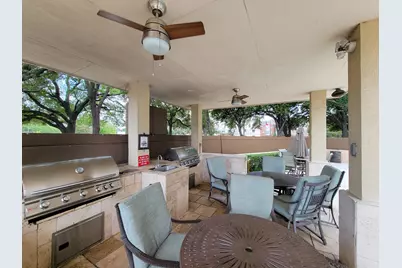 3525 Sage Road #402, Houston, TX 77056 - Photo 22