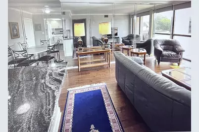 3525 Sage Road #402, Houston, TX 77056 - Photo 10