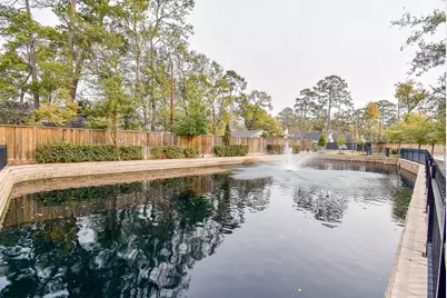 810 Remington Glade Drive, Houston, TX 77042 - Photo 32