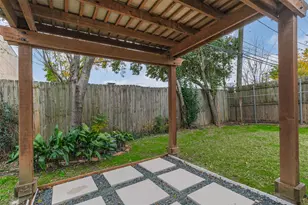2601 Briarhurst Dr, Houston, TX 77057 - Photo 22