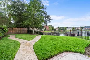 130 S Hall Dr, Sugar Land, TX 77478 - Photo 38