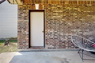 10602 W Hidden Lake Ln, Richmond, TX 77406 - Photo 2