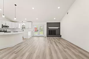 13102 Maxim Dr, Houston, TX 77065 - Photo 10