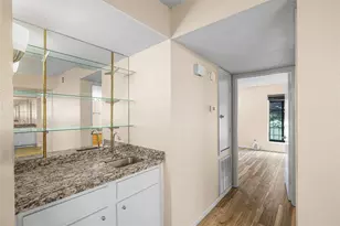 1818 Augusta Dr, Houston, TX 77057 - Photo 14