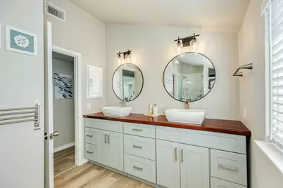 115 Doubloon Drive, Freeport, TX 77541 - Photo 8