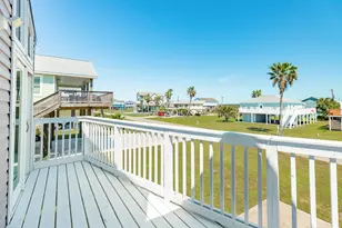 115 Doubloon Dr, Freeport, TX 77541 - Photo 28