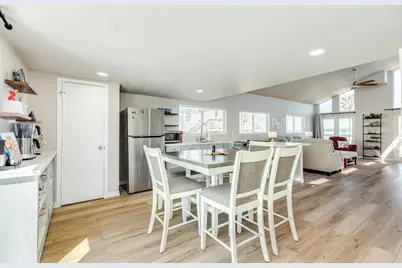 115 Doubloon Drive, Freeport, TX 77541 - Photo 18