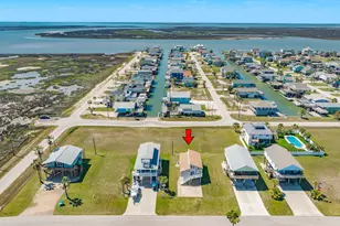 115 Doubloon Dr, Freeport, TX 77541 - Photo 34