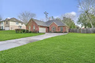 3504 Oak Landing, Conroe, TX 77304 - Photo 2