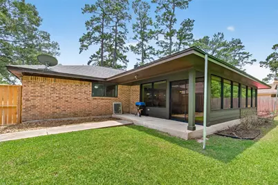 9727 Forest Hollow Drive, Baytown, TX 77521 - Photo 38