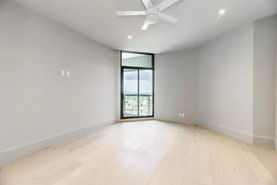1701 Hermann Drive #22CE, Houston, TX 77004 - Photo 12