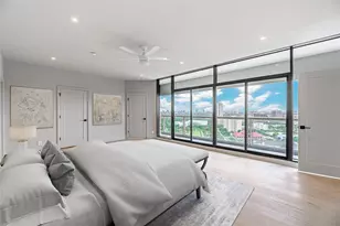 1701 Hermann Dr, Houston, TX 77004 - Photo 10