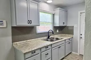 7702 Claiborne St, Houston, TX 77016 - Photo 6