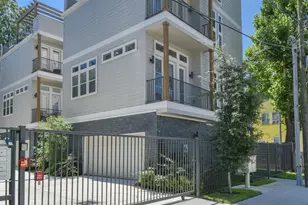 710 Schwartz St, Houston, TX 77020 - Photo 2
