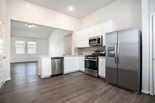 14923 Spg Frst Ln, Baytown, TX 77523 - Photo 8