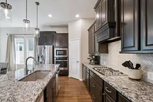 388 Rise Ln, Montgomery, TX 77316 - Photo 4
