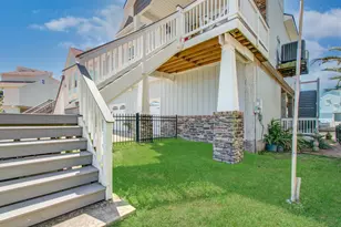 215 Lokai St, Tiki Island, TX 77554 - Photo 4