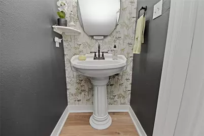 215 Lokai Street, Tiki Island, TX 77554 - Photo 20