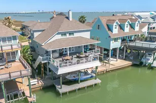 215 Lokai St, Tiki Island, TX 77554 - Photo 50