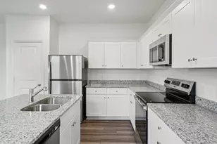 10308 Red Orchid Dr, Houston, TX 77016 - Photo 2